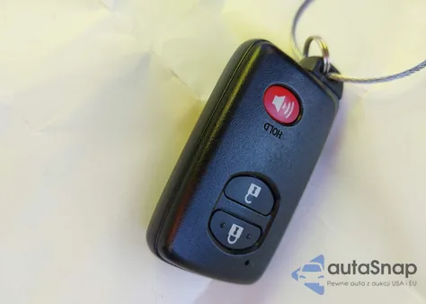 2014 Toyota Prius Two from USA, damaged, VIN JTDKN3DU7E1779102